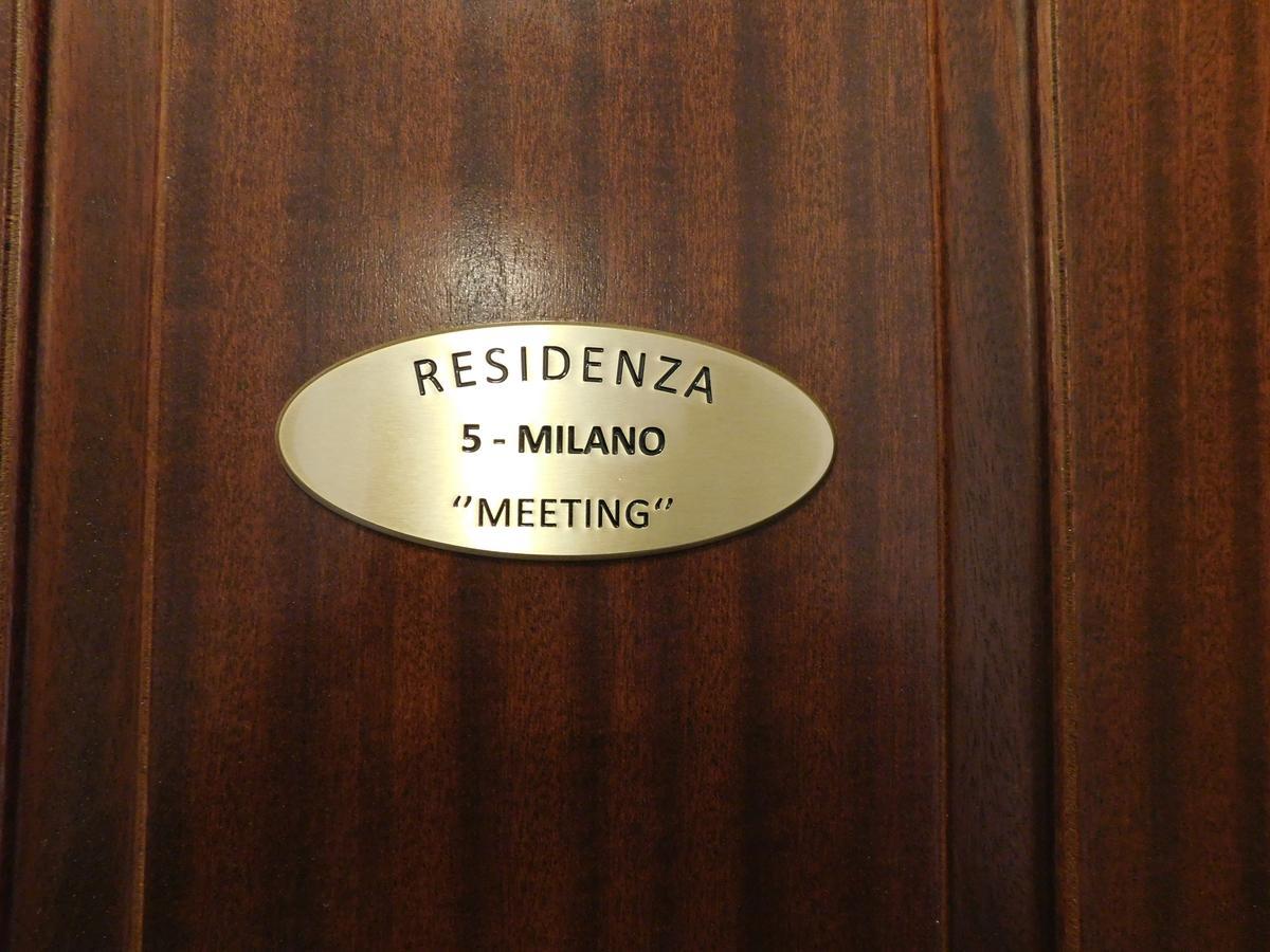 Residenza Meeting Aparthotel เวโรนา ภายนอก รูปภาพ