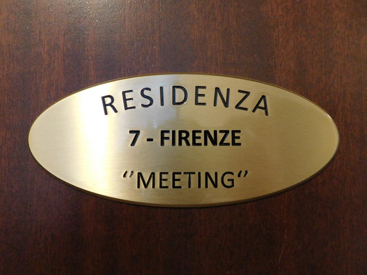 Residenza Meeting Aparthotel เวโรนา ภายนอก รูปภาพ